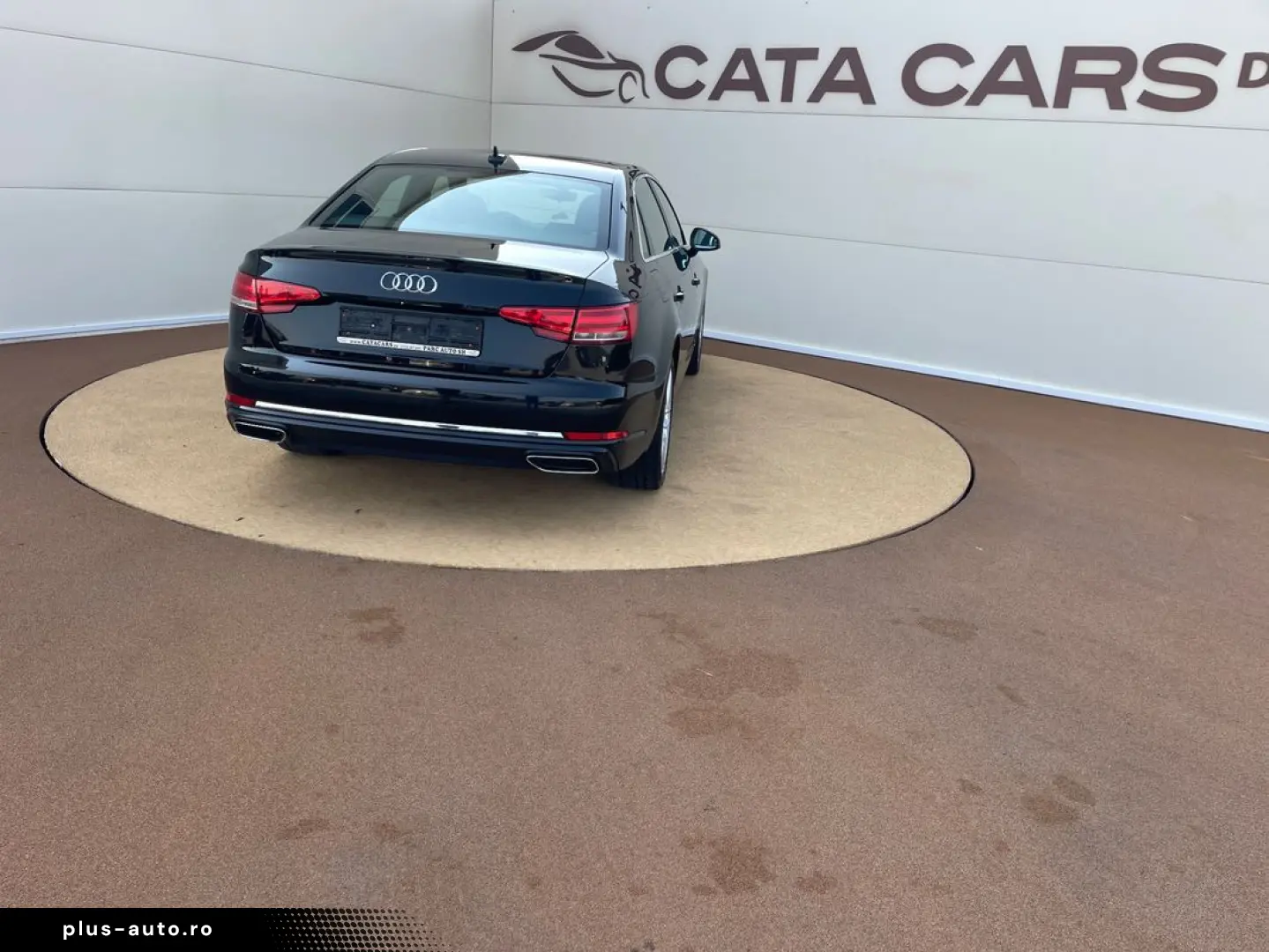 Audi A4 35TDI  150CP BI-Xenon  Distronic  Ambientale  CarPla