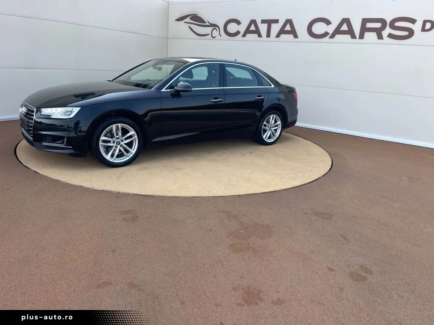 Audi A4 35TDI  150CP BI-Xenon  Distronic  Ambientale  CarPla