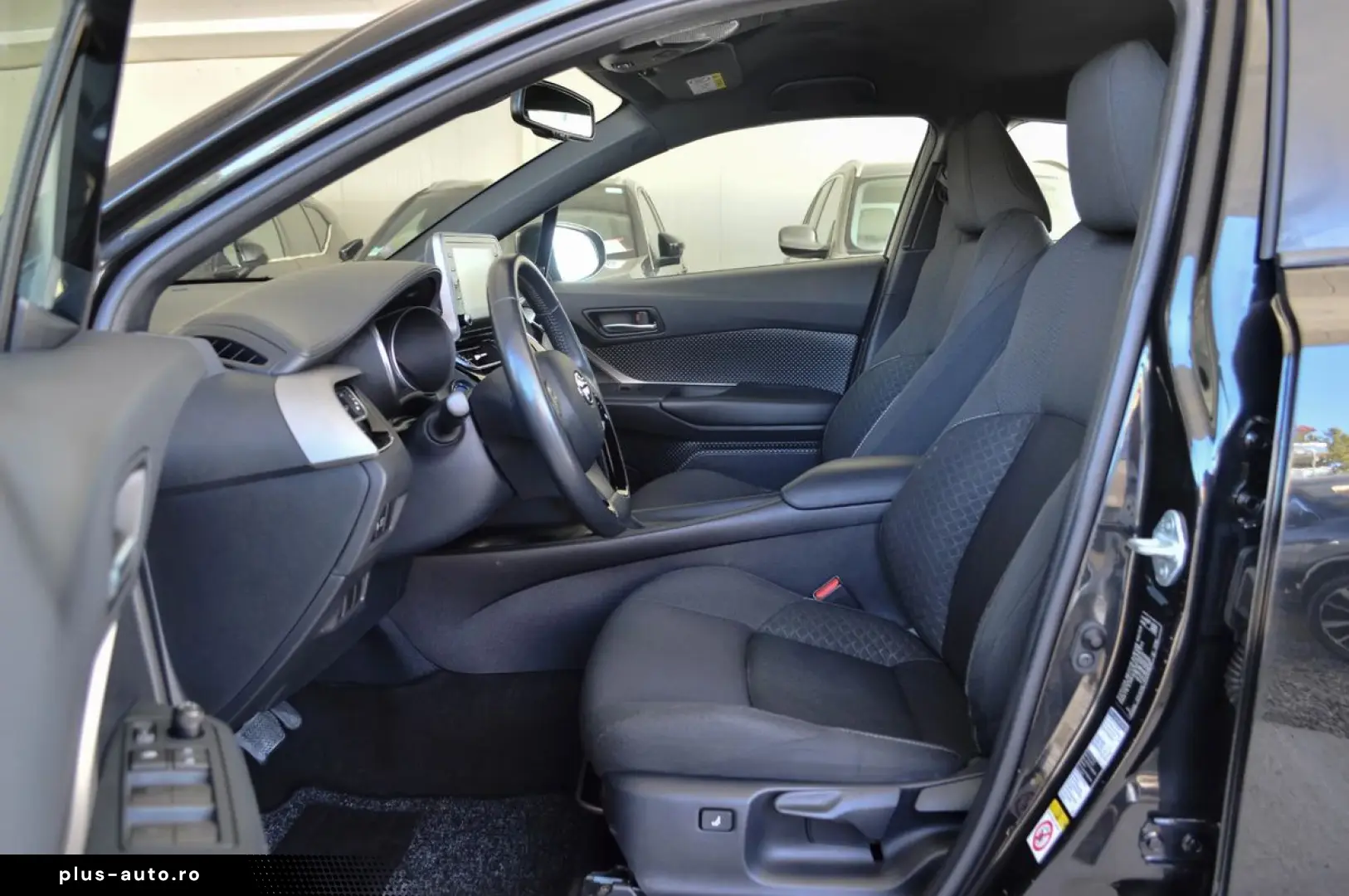 2020 Toyota C-HR Hybrid Business Edition   Automata   Rate F