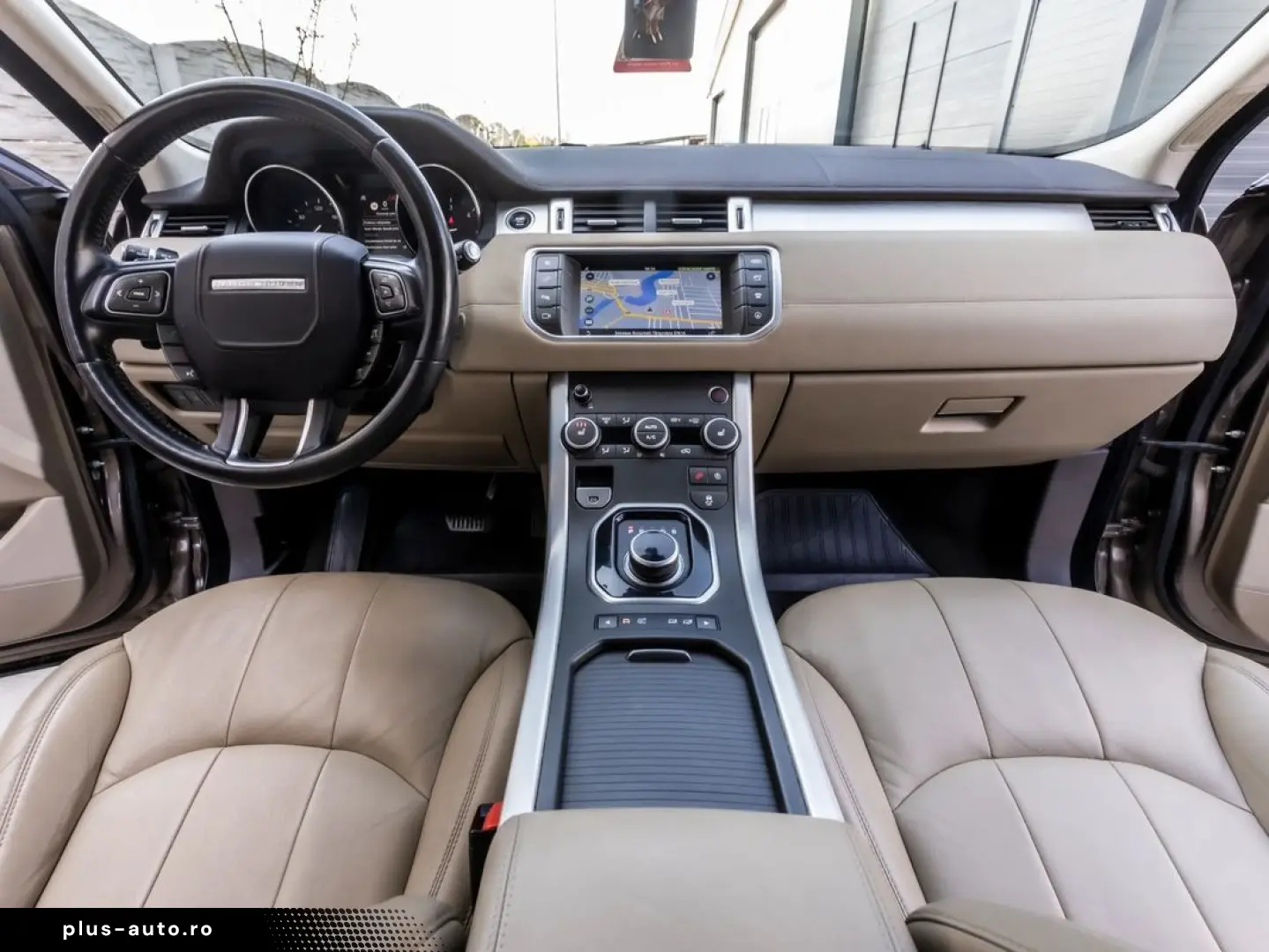Land-Rover Range-Rover-Evoque