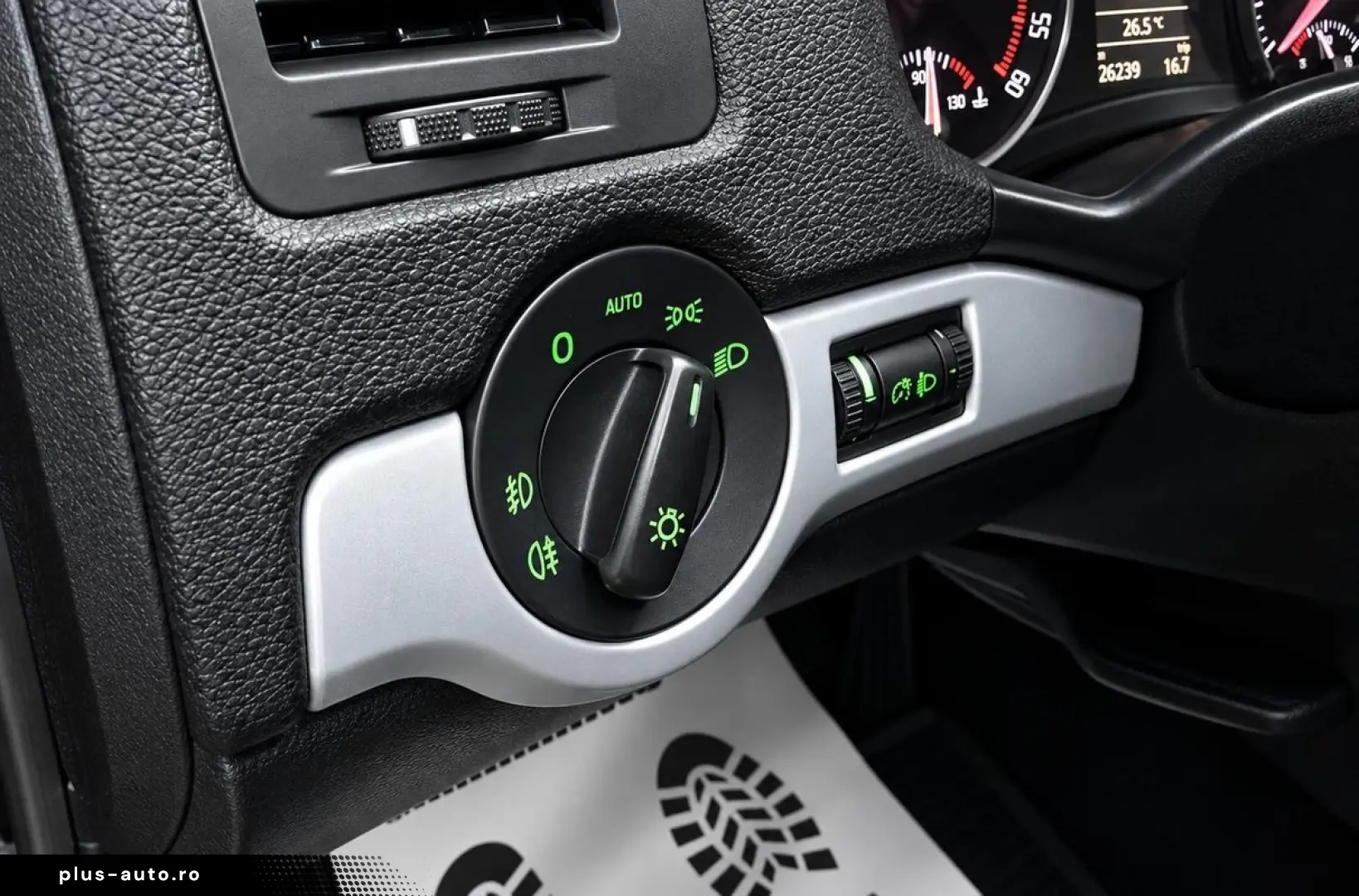 Skoda Octavia “Model Ambition” 2.0Diesel Manual (6 1Trepte)n