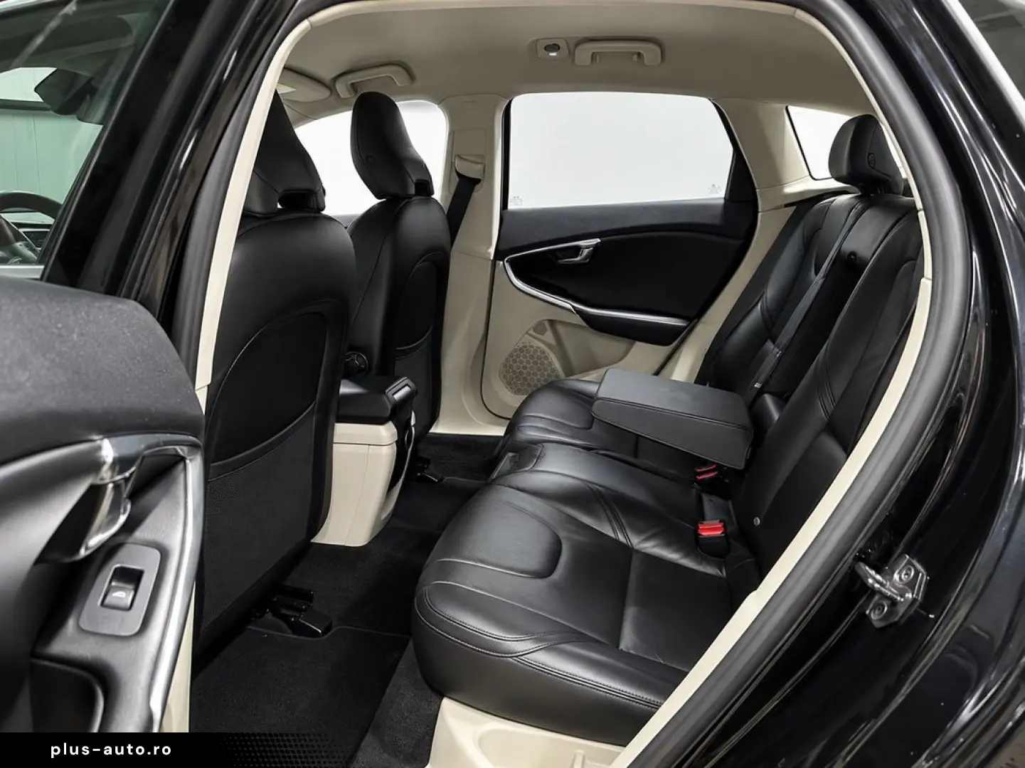 Volvo V40 - 2013 E5 Piele GARANTIE
