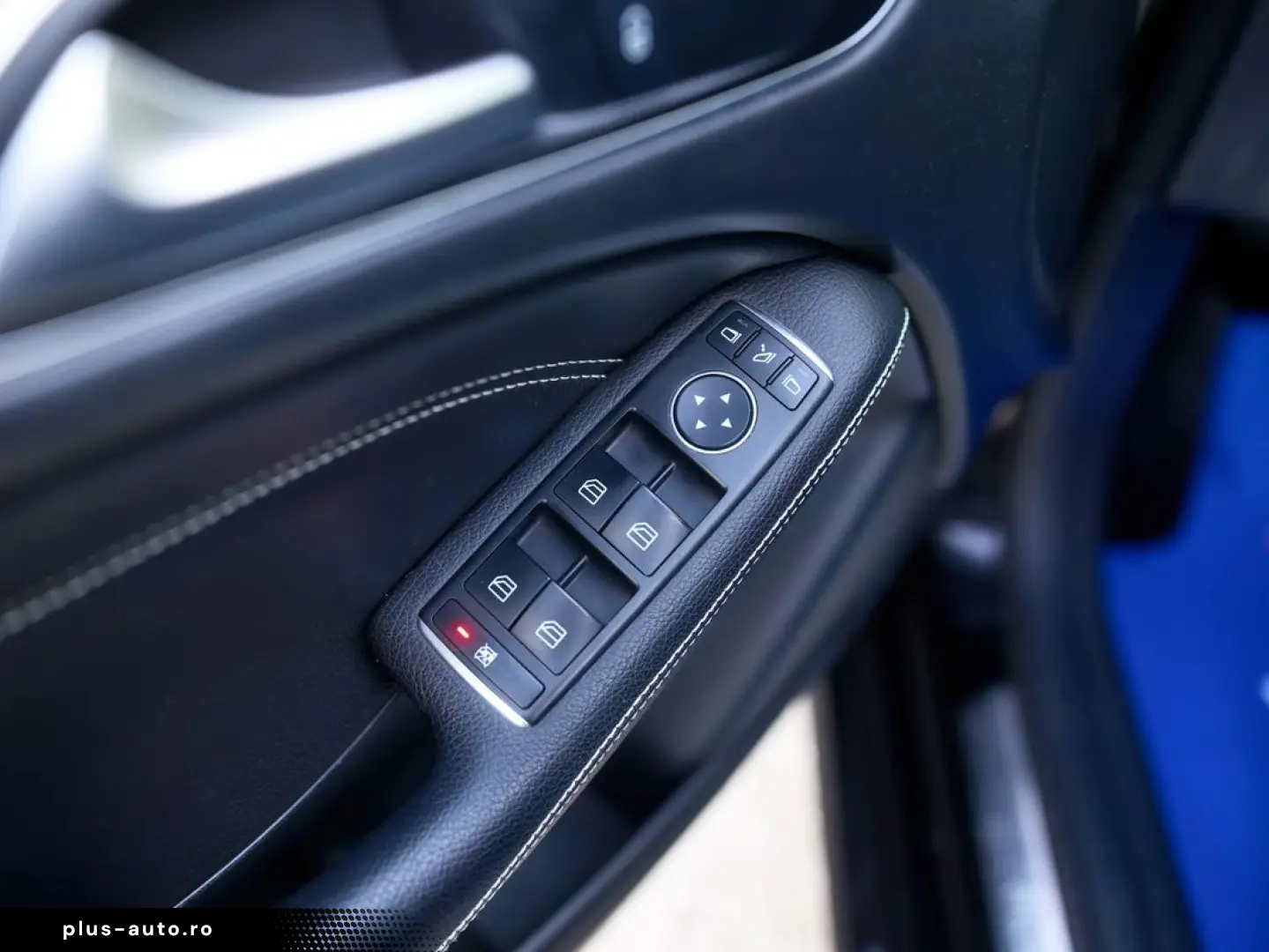 Mercedes-Benz B-180