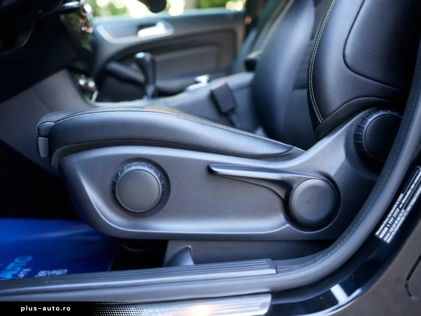 Mercedes-Benz B-180