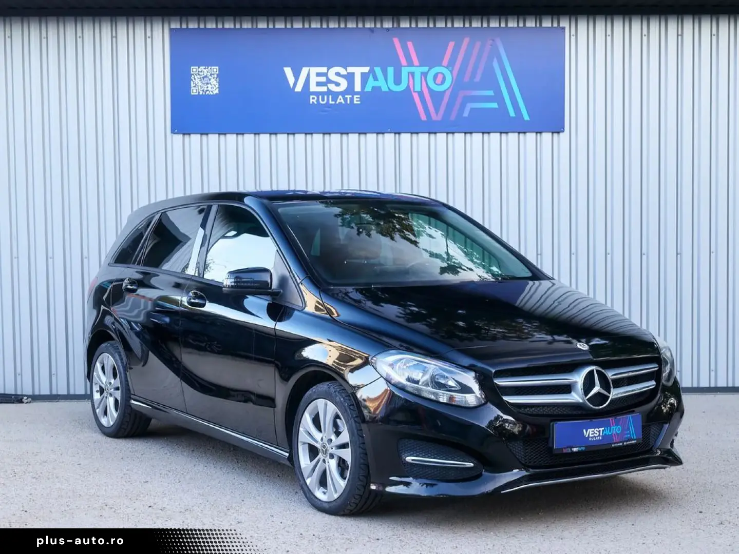 Mercedes-Benz B-180