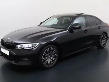BMW 330i Luxury Line 258cp Automata