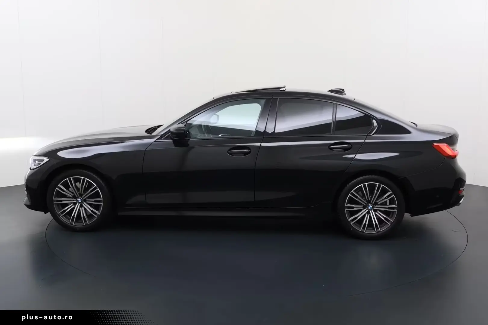 BMW 330i Luxury Line 258cp Automata
