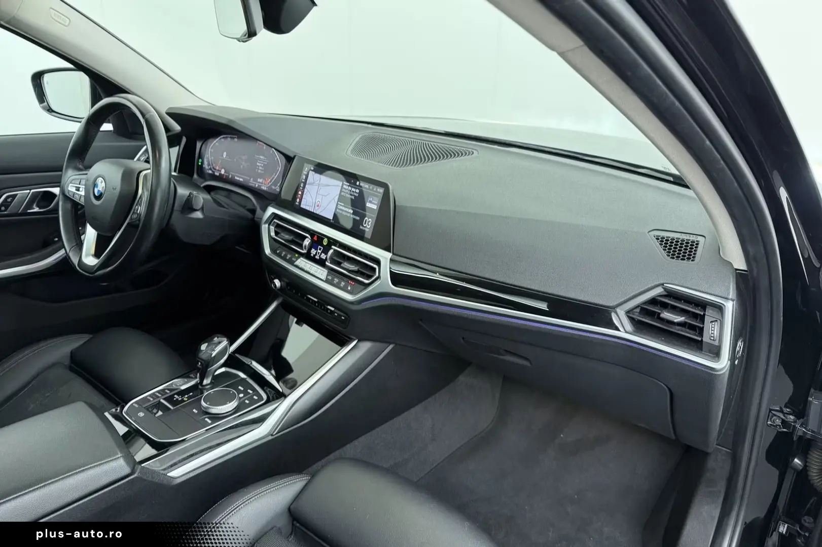 BMW 330i Luxury Line 258cp Automata