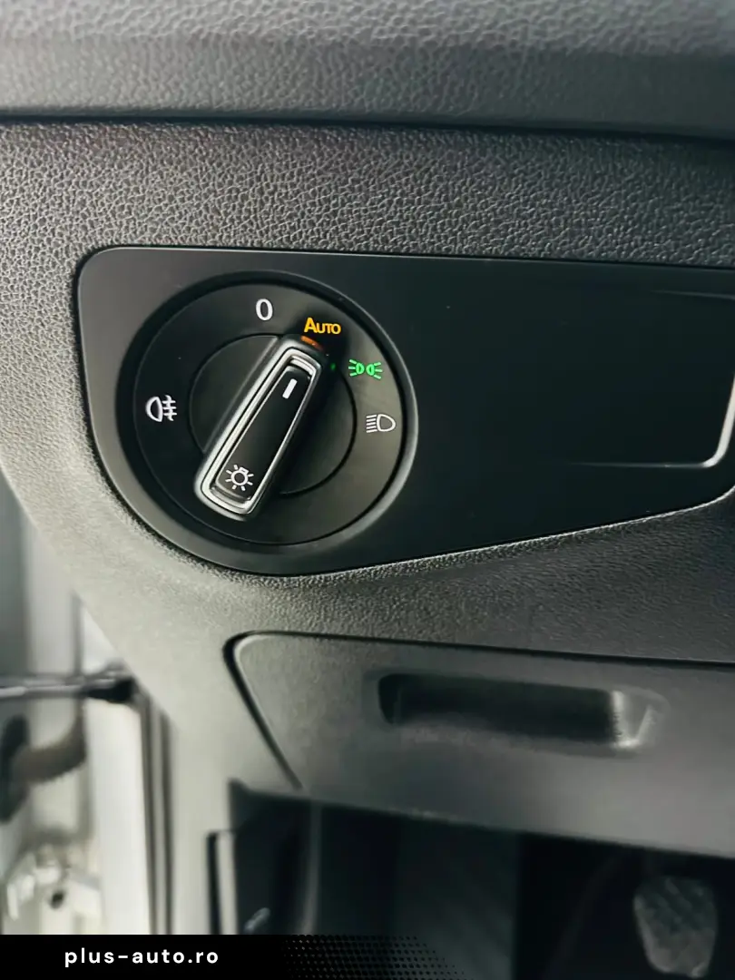 VOLKSWAGEN TIGUAN 2021  2.0D  E6 Garantie 12 Luni Rate Avans