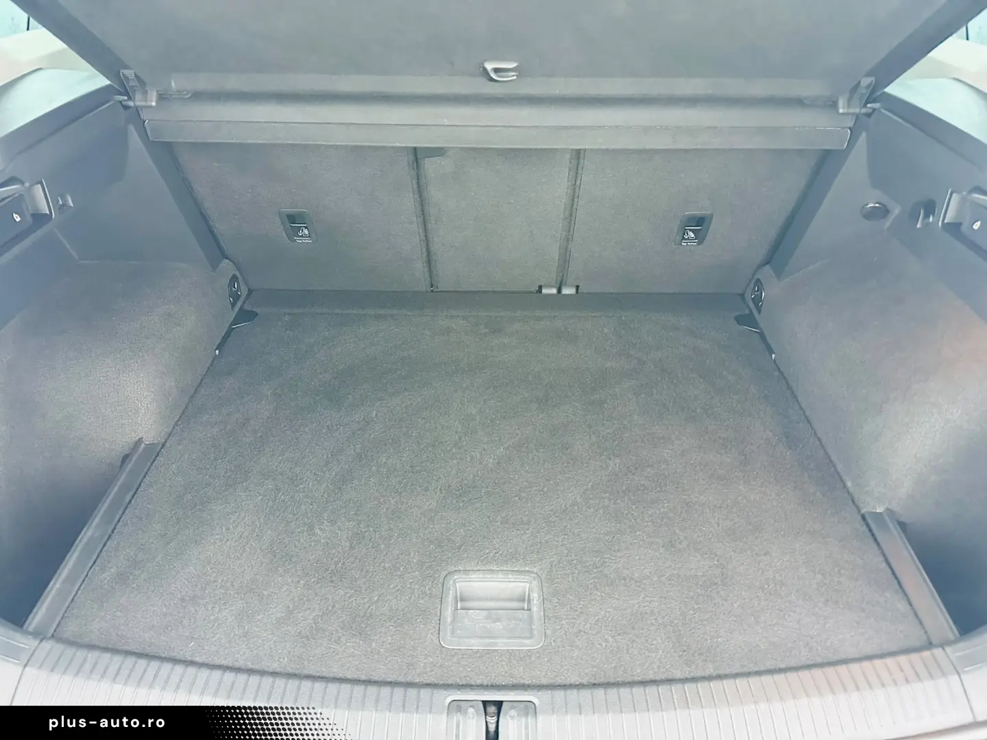 VOLKSWAGEN TIGUAN 2021  2.0D  E6 Garantie 12 Luni Rate Avans