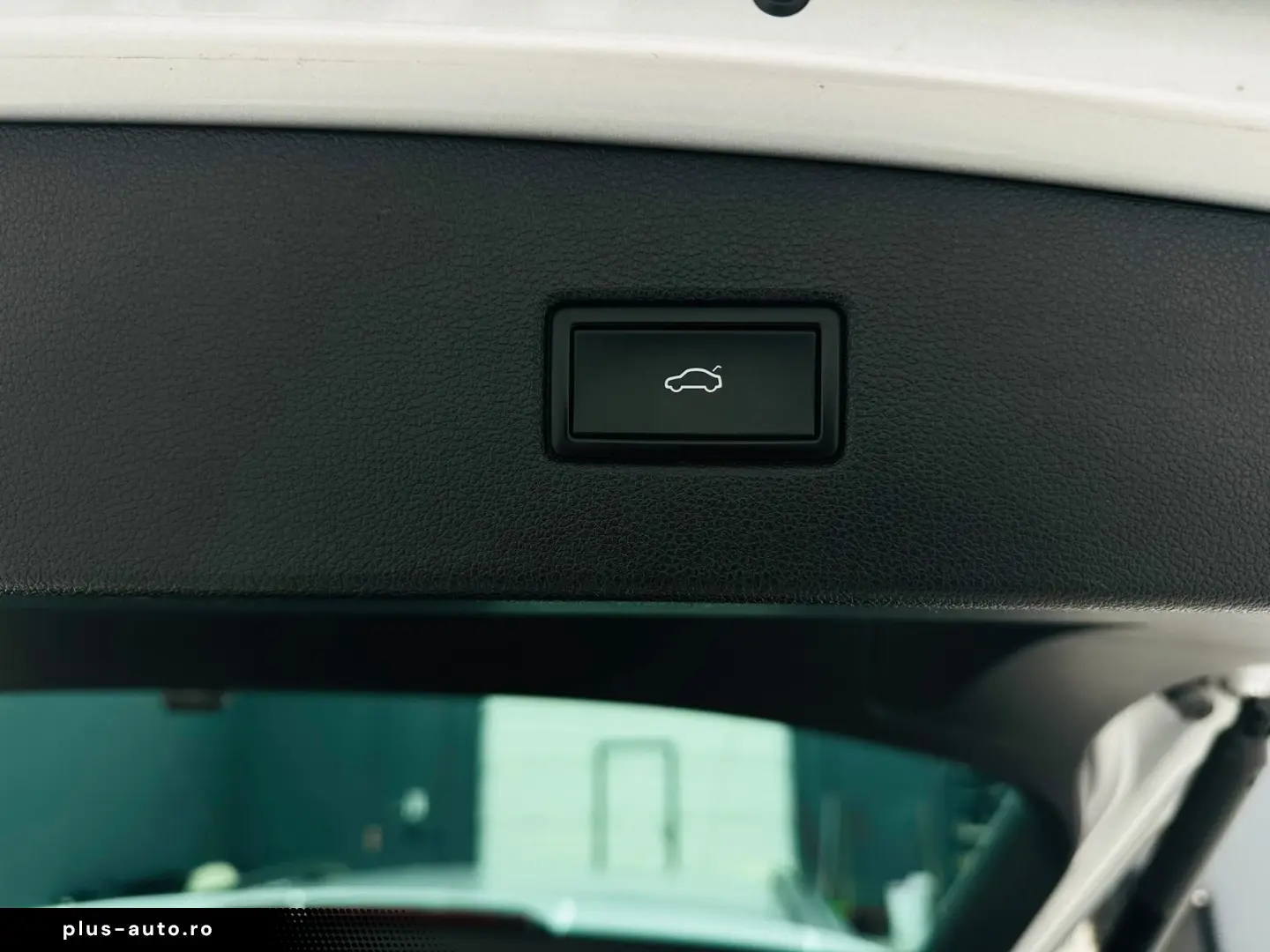 VOLKSWAGEN TIGUAN 2021  2.0D  E6 Garantie 12 Luni Rate Avans