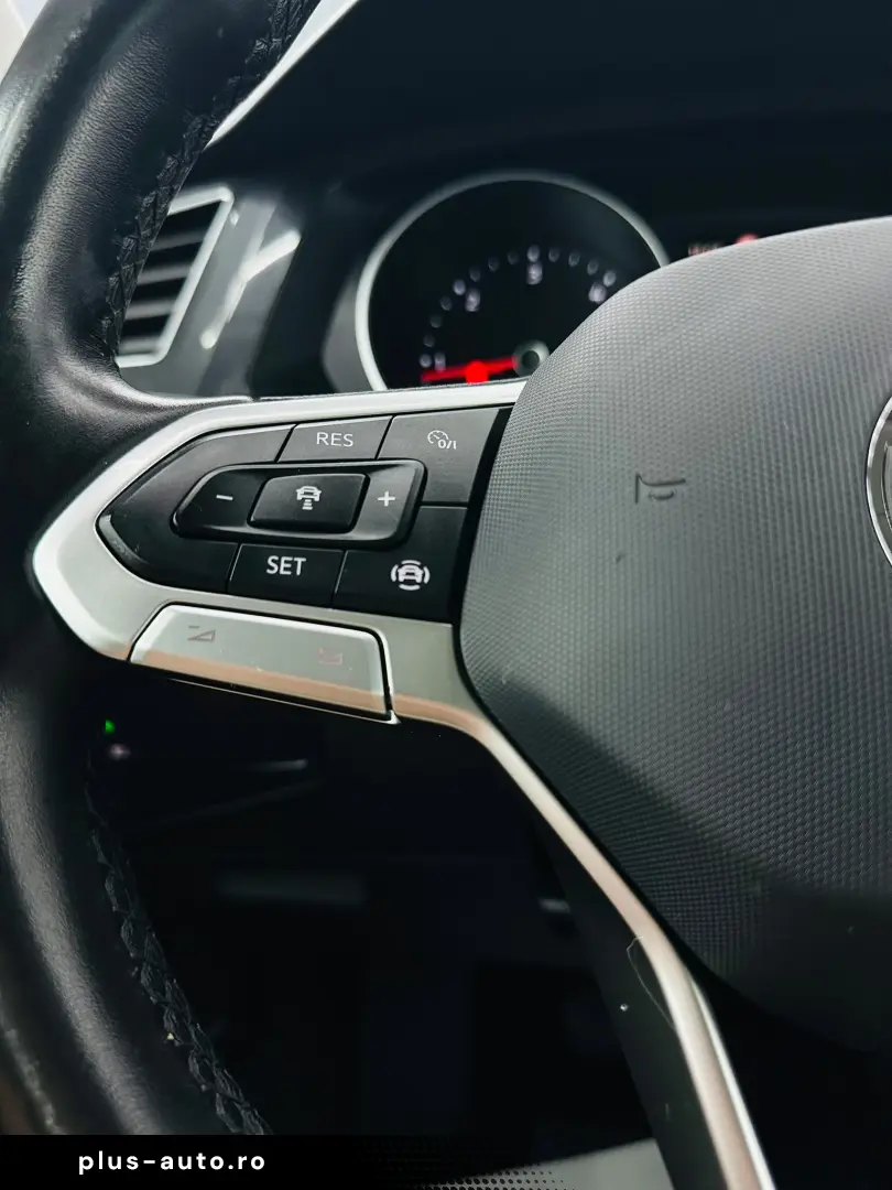 VOLKSWAGEN TIGUAN 2021  2.0D  E6 Garantie 12 Luni Rate Avans