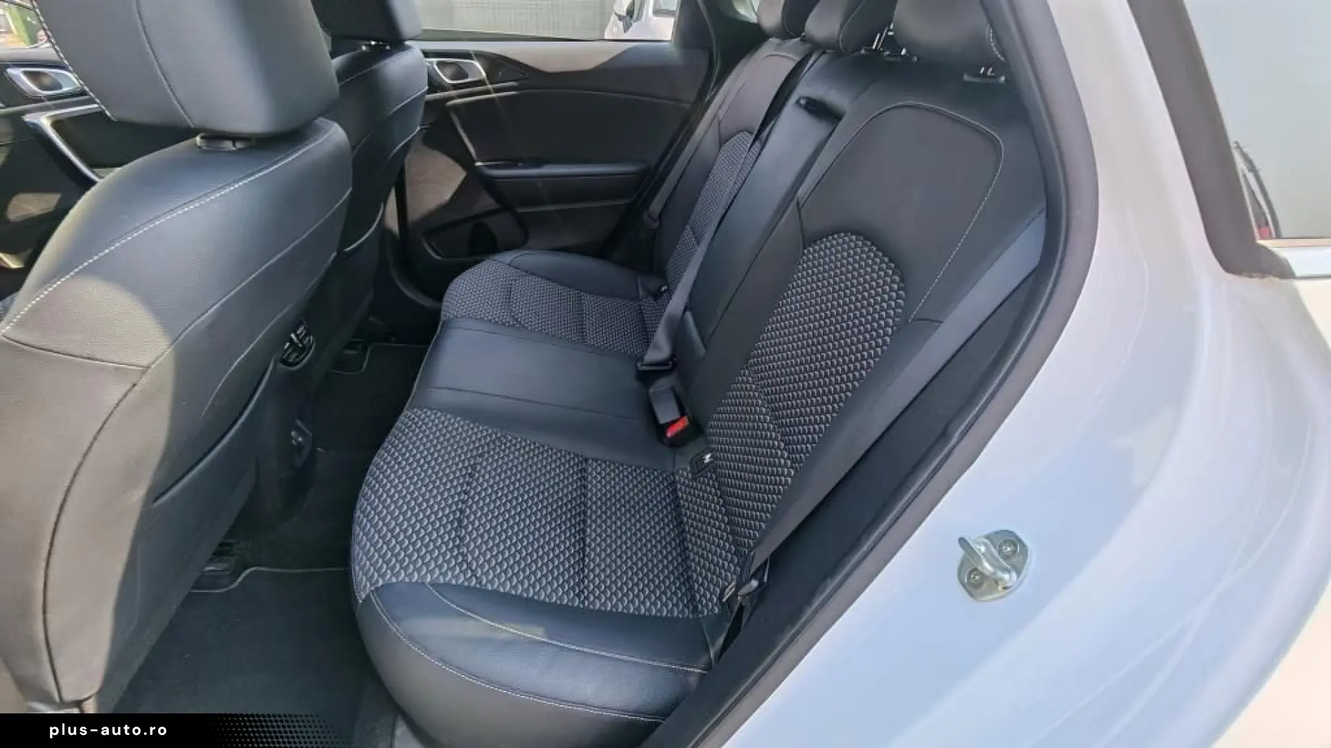 Kia Ceed Benzina   Hybrid 2022 - Credit   Leasing   Garantie
