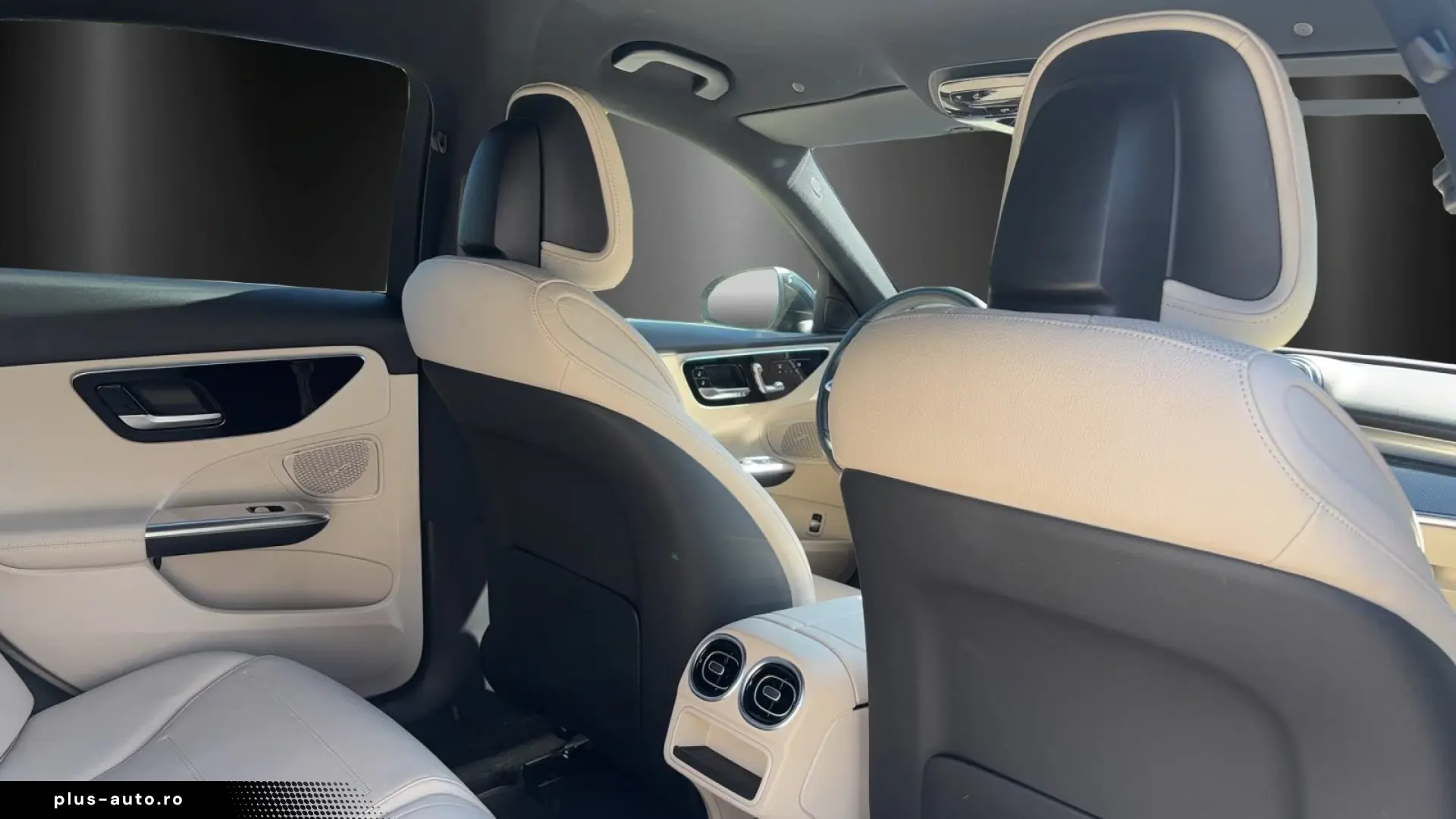 Mercedes-Benz C 300 d   265 CP Masaj Ventilație HUD DISTR