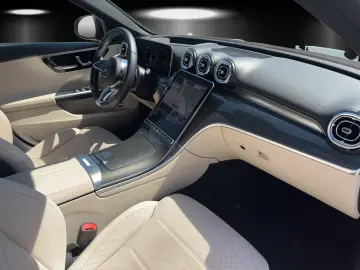 Mercedes-Benz C 300 d   265 CP Masaj Ventilație HUD DISTR