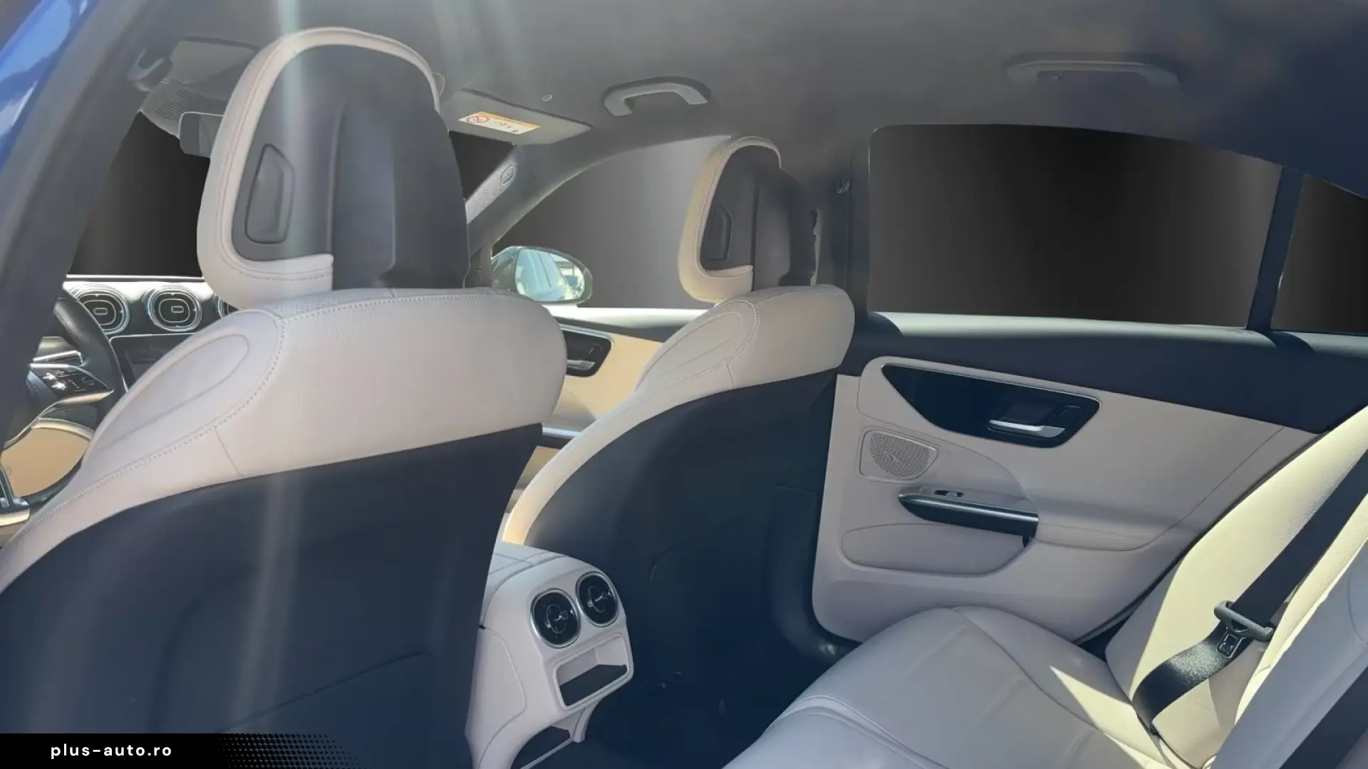 Mercedes-Benz C 300 d   265 CP Masaj Ventilație HUD DISTR