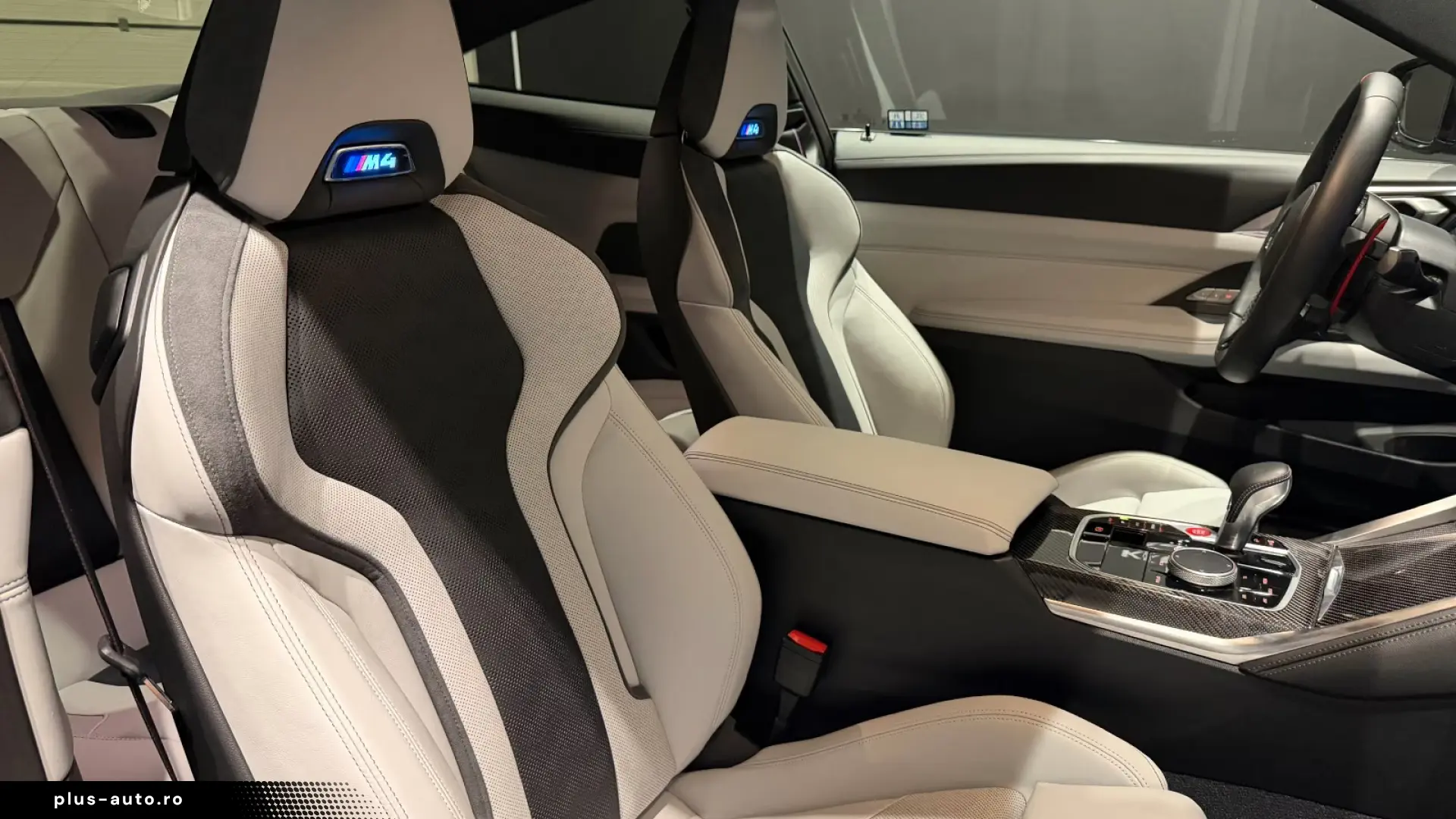 BMW M4 Competition xDrive 530 CP 360  Ventilație   HUD