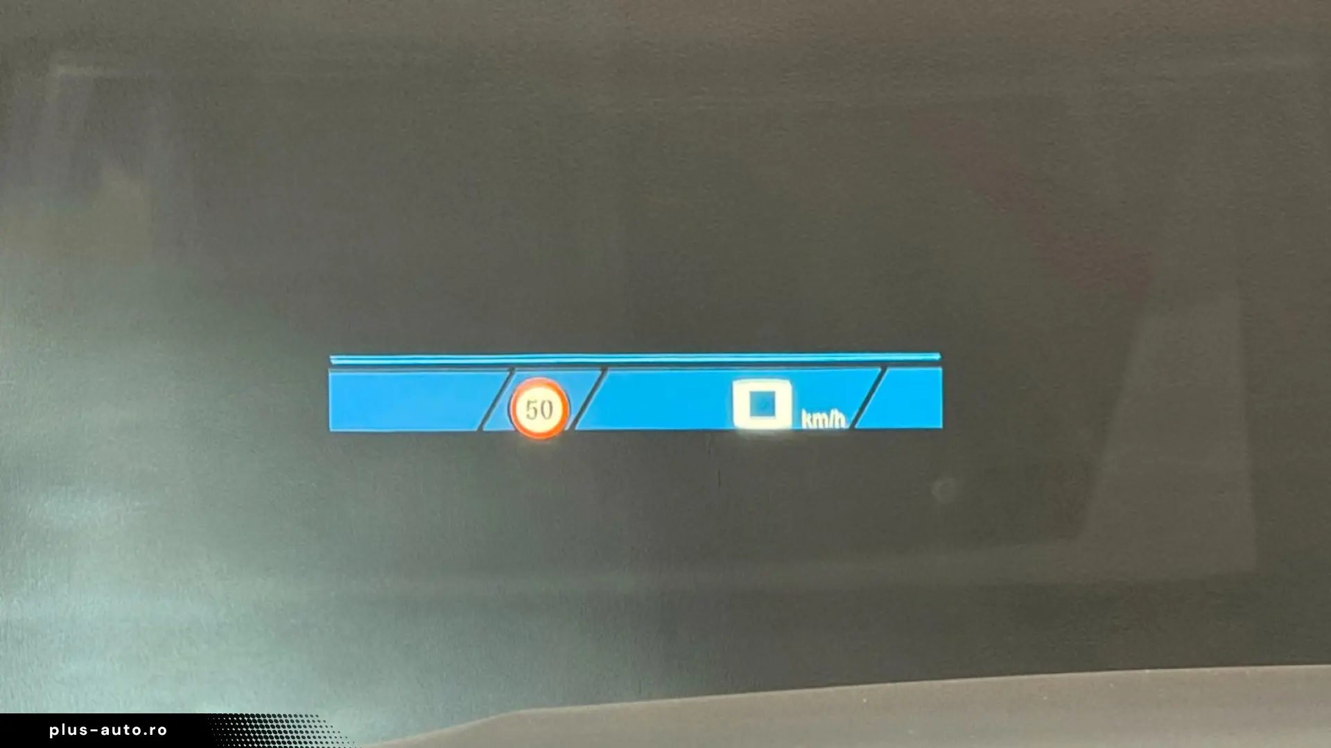 BMW M4 Competition xDrive 530 CP 360  Ventilație   HUD