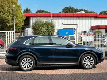 PORSCHE Cayenne E-Hybrid Chrono Plug-in Cam Pan 1.Hand