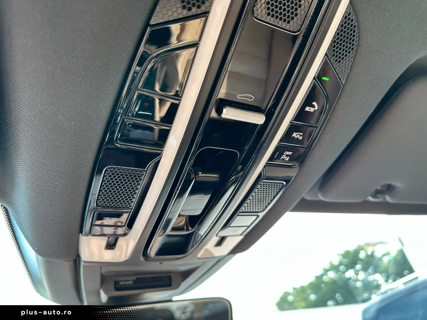 PORSCHE Cayenne E-Hybrid Chrono Plug-in Cam Pan 1.Hand
