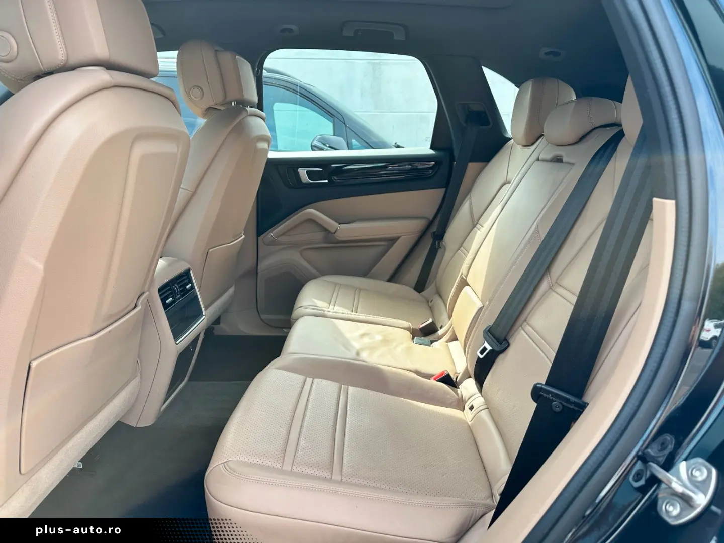 PORSCHE Cayenne E-Hybrid Chrono Plug-in Cam Pan 1.Hand