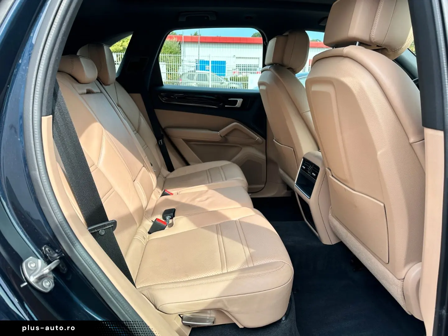 PORSCHE Cayenne E-Hybrid Chrono Plug-in Cam Pan 1.Hand