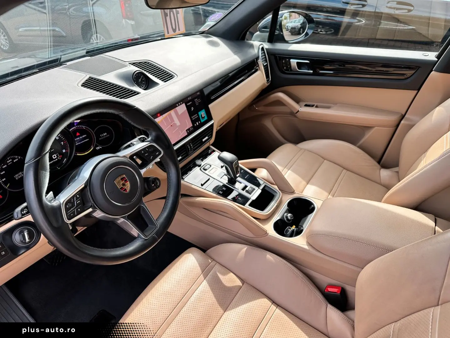 PORSCHE Cayenne E-Hybrid Chrono Plug-in Cam Pan 1.Hand