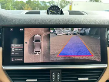 PORSCHE Cayenne E-Hybrid Chrono Plug-in Cam Pan 1.Hand