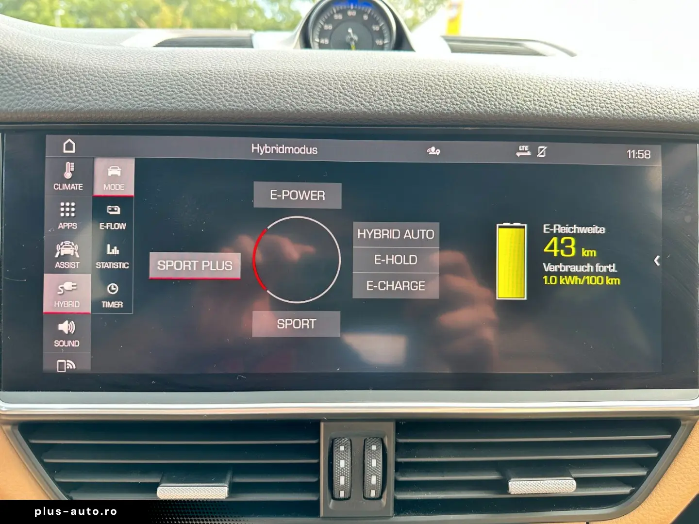 PORSCHE Cayenne E-Hybrid Chrono Plug-in Cam Pan 1.Hand