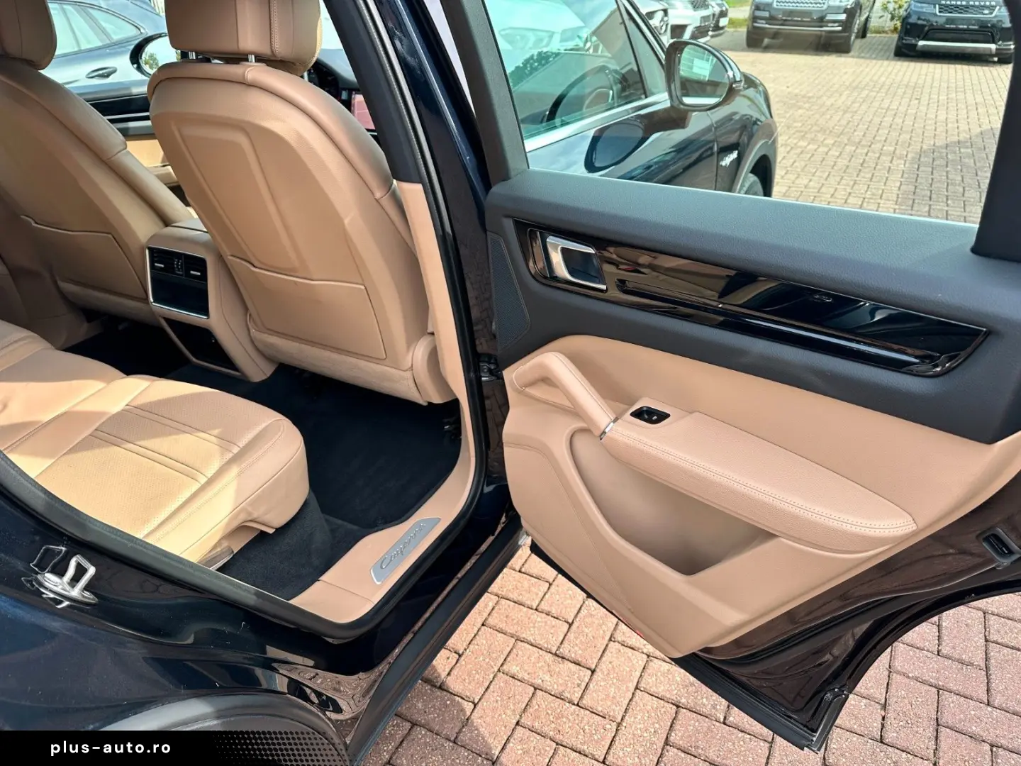 PORSCHE Cayenne E-Hybrid Chrono Plug-in Cam Pan 1.Hand