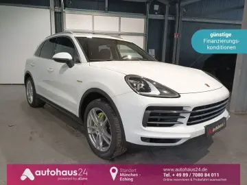 PORSCHE Cayenne E-Hybrid LED Navi Pano HuD AHK SHZ