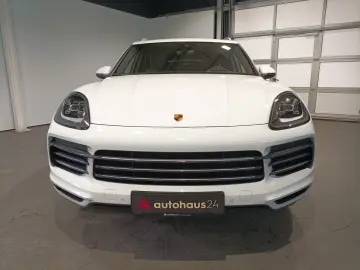 PORSCHE Cayenne E-Hybrid LED Navi Pano HuD AHK SHZ