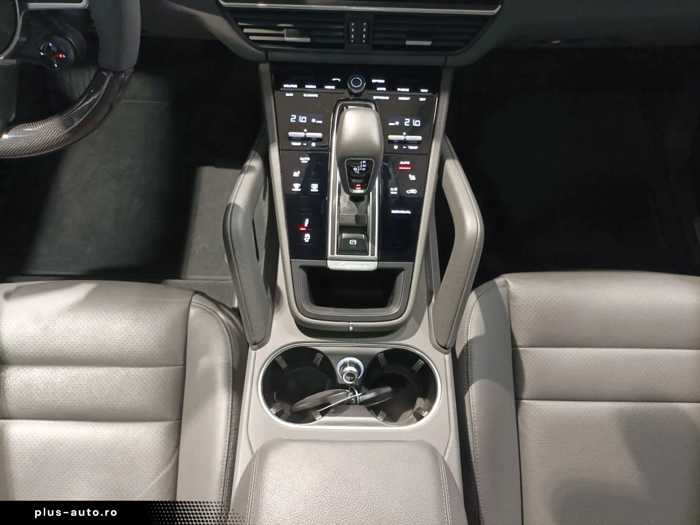 PORSCHE Cayenne E-Hybrid LED Navi Pano HuD AHK SHZ