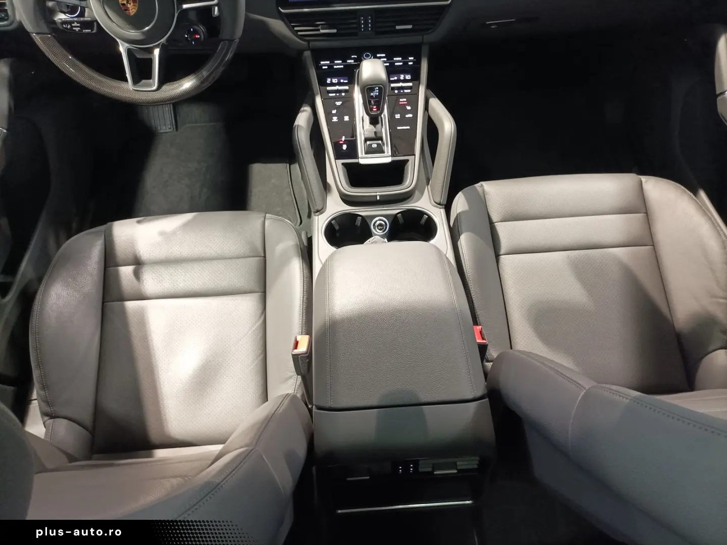 PORSCHE Cayenne E-Hybrid LED Navi Pano HuD AHK SHZ