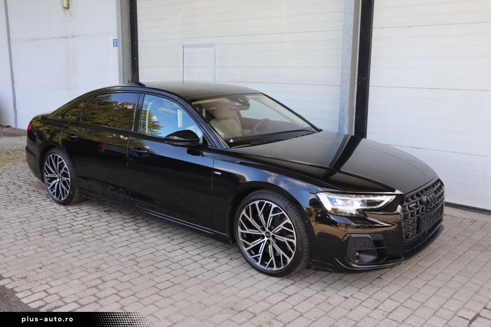 AUDI A8L 60 TFSI V8 lang exclusive UNIKAT UPE 215.170