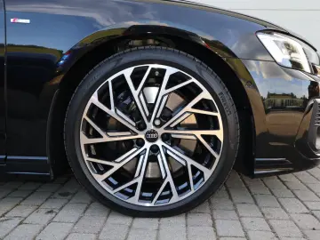 AUDI A8L 60 TFSI V8 lang exclusive UNIKAT UPE 215.170