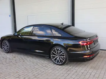 AUDI A8L 60 TFSI V8 lang exclusive UNIKAT UPE 215.170