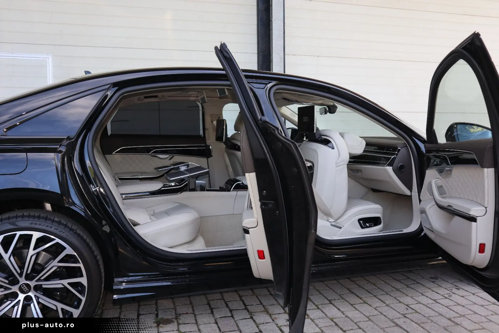 AUDI A8L 60 TFSI V8 lang exclusive UNIKAT UPE 215.170