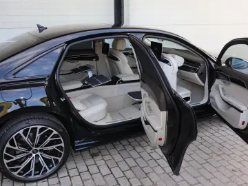 AUDI A8L 60 TFSI V8 lang exclusive UNIKAT UPE 215.170