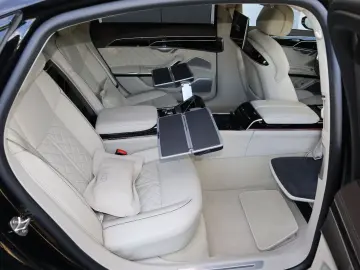 AUDI A8L 60 TFSI V8 lang exclusive UNIKAT UPE 215.170