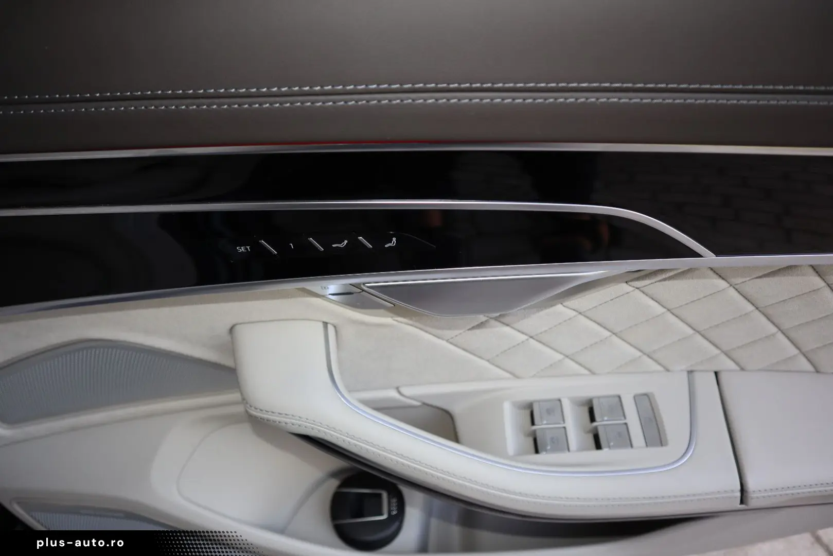 AUDI A8L 60 TFSI V8 lang exclusive UNIKAT UPE 215.170