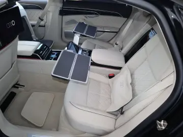 AUDI A8L 60 TFSI V8 lang exclusive UNIKAT UPE 215.170