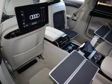 AUDI A8L 60 TFSI V8 lang exclusive UNIKAT UPE 215.170