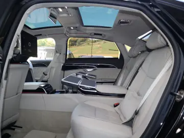 AUDI A8L 60 TFSI V8 lang exclusive UNIKAT UPE 215.170