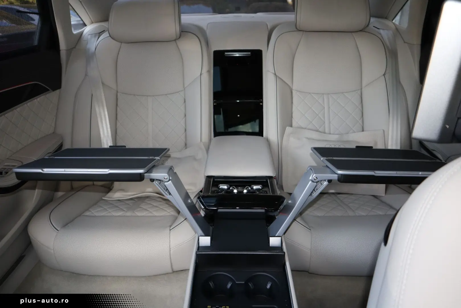 AUDI A8L 60 TFSI V8 lang exclusive UNIKAT UPE 215.170