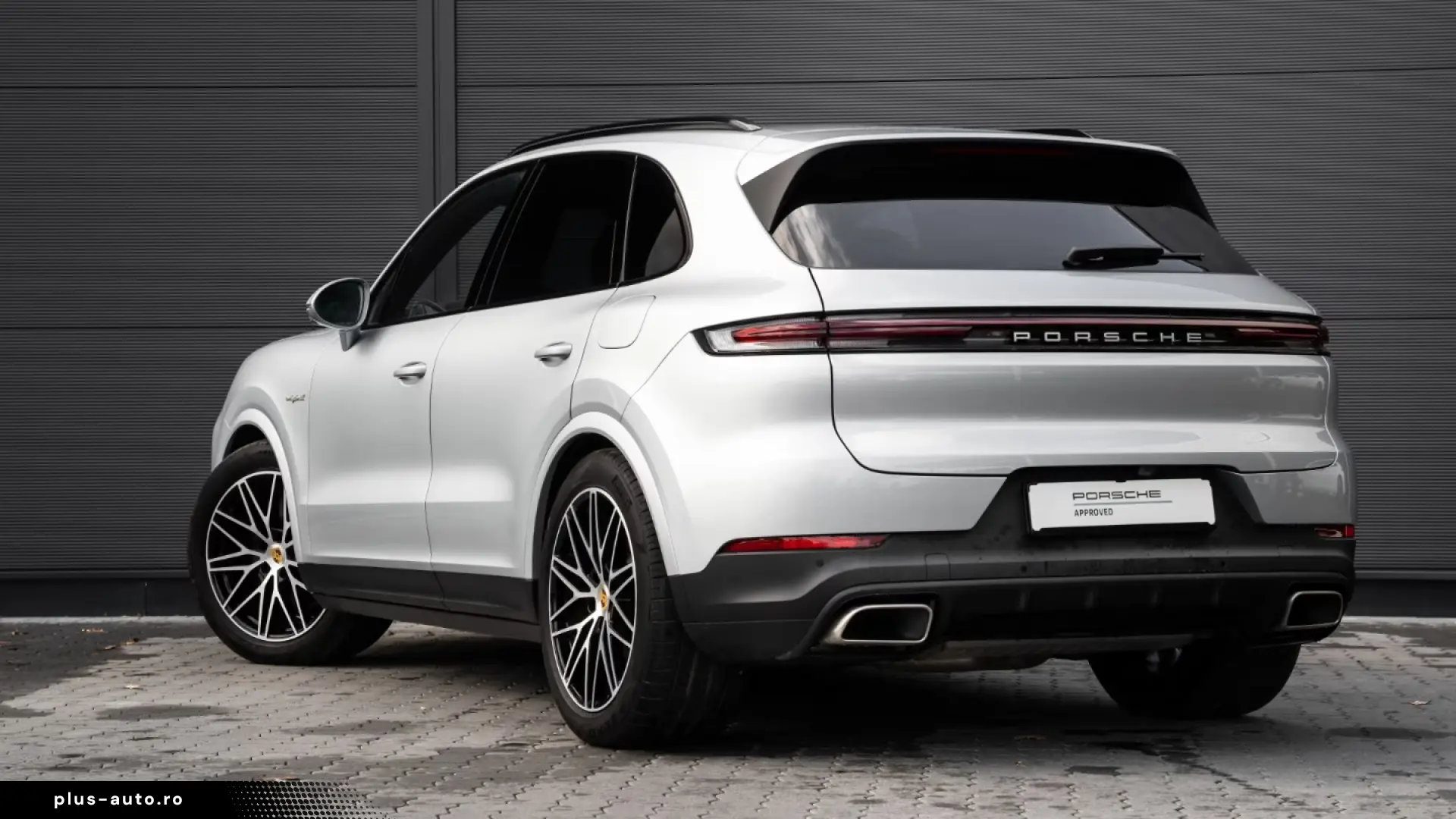 Porsche Cayenne E-Hybrid Panorama PASM Burmester Head-Up