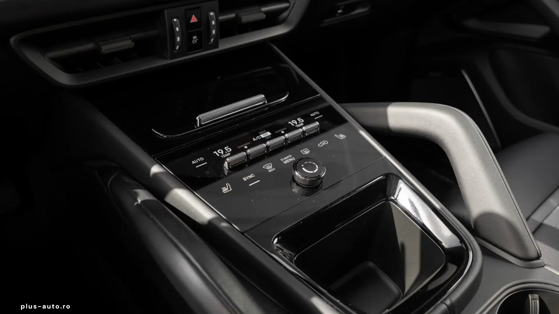 Porsche Cayenne E-Hybrid Panorama PASM Burmester Head-Up
