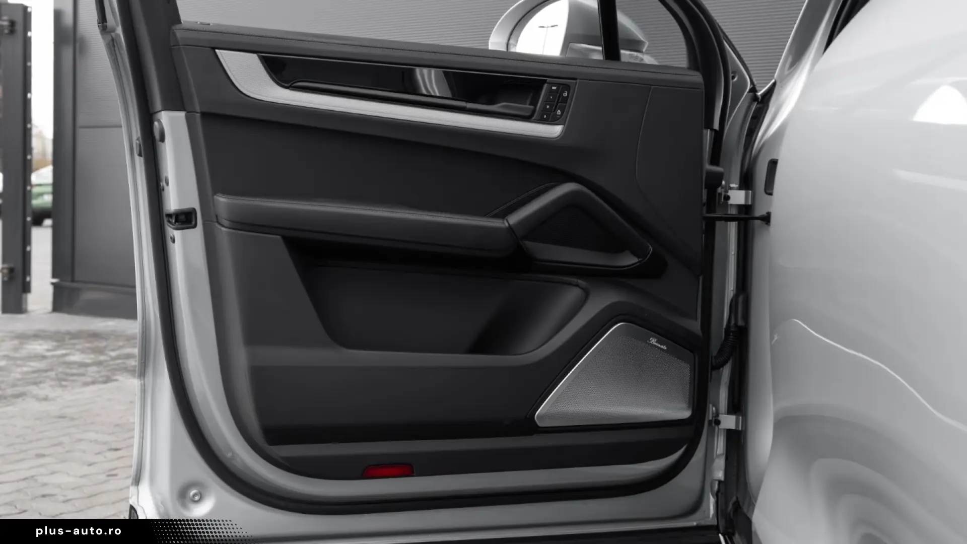 Porsche Cayenne E-Hybrid Panorama PASM Burmester Head-Up