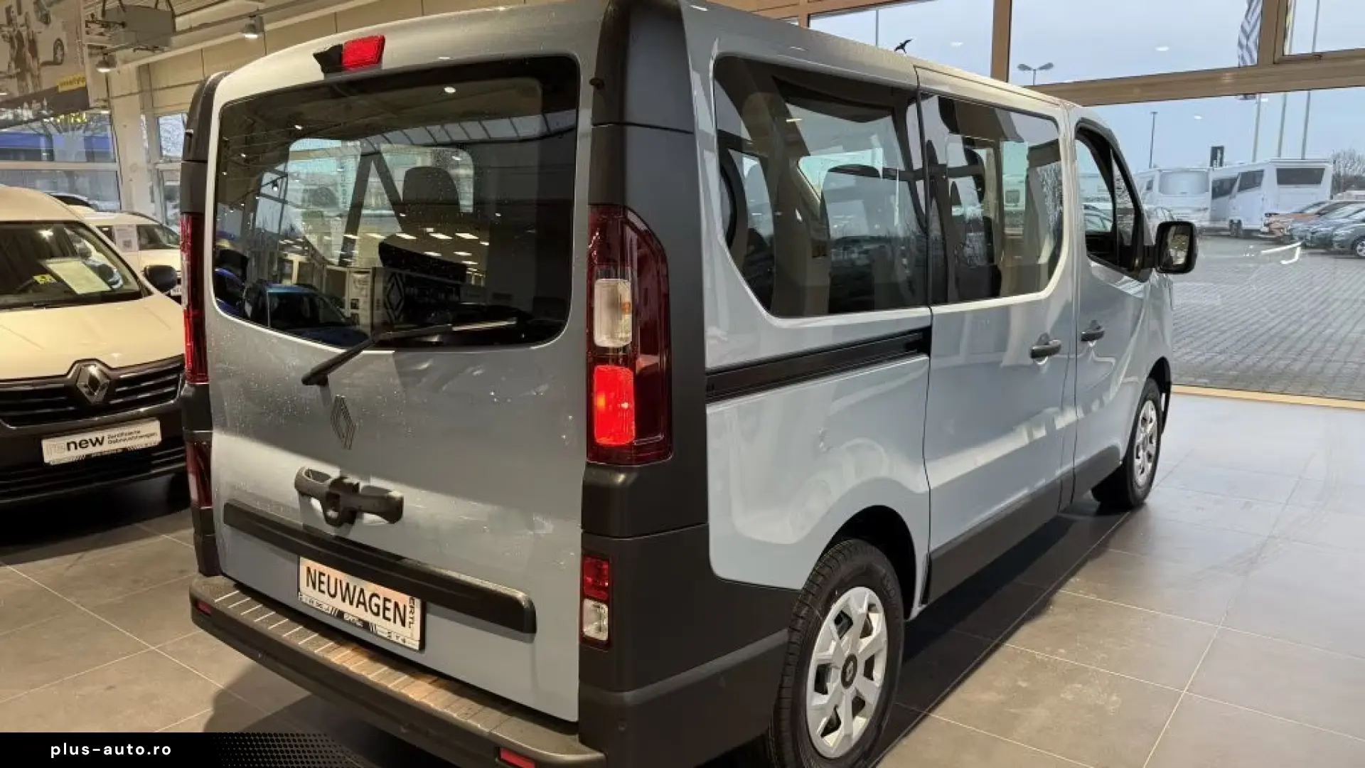 Renault Trafic Authentic Blue dCi 150 MY24