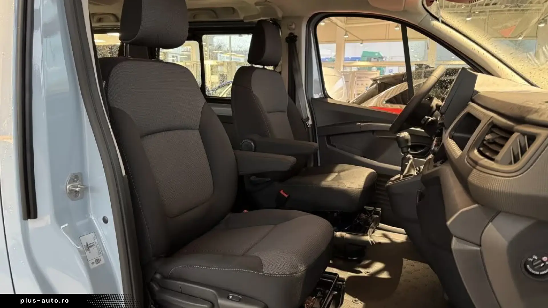 Renault Trafic Authentic Blue dCi 150 MY24